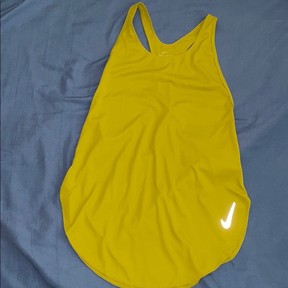 Nike tank